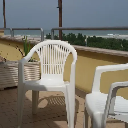 Villa Casa Rosa Porto SantʼElpidio Exterior foto
